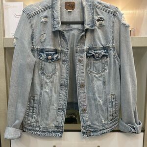 American Eagle Outfitters Light Blue Distressed Jean Jacket Size X-Large
